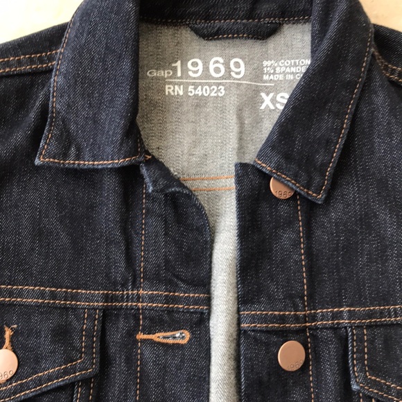 GAP 1969 dark denim jacket - Picture 3 of 4